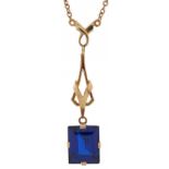 9ct gold blue spinel pendant on a 9ct gold necklace, 42cm in length, total 3.8g