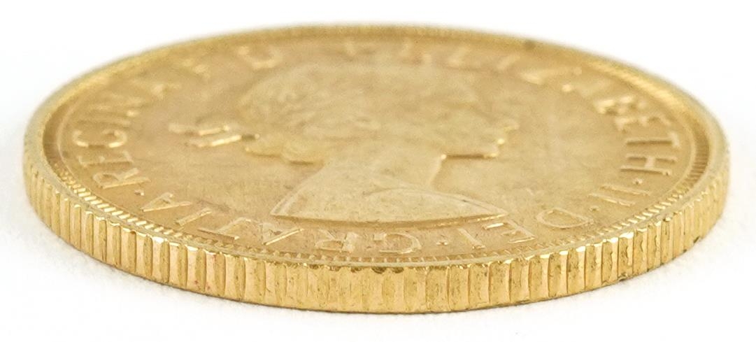 Elizabeth II 1959 gold sovereign - Image 3 of 3
