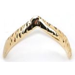 9ct gold engine turned wishbone ring, size K, 1.5g