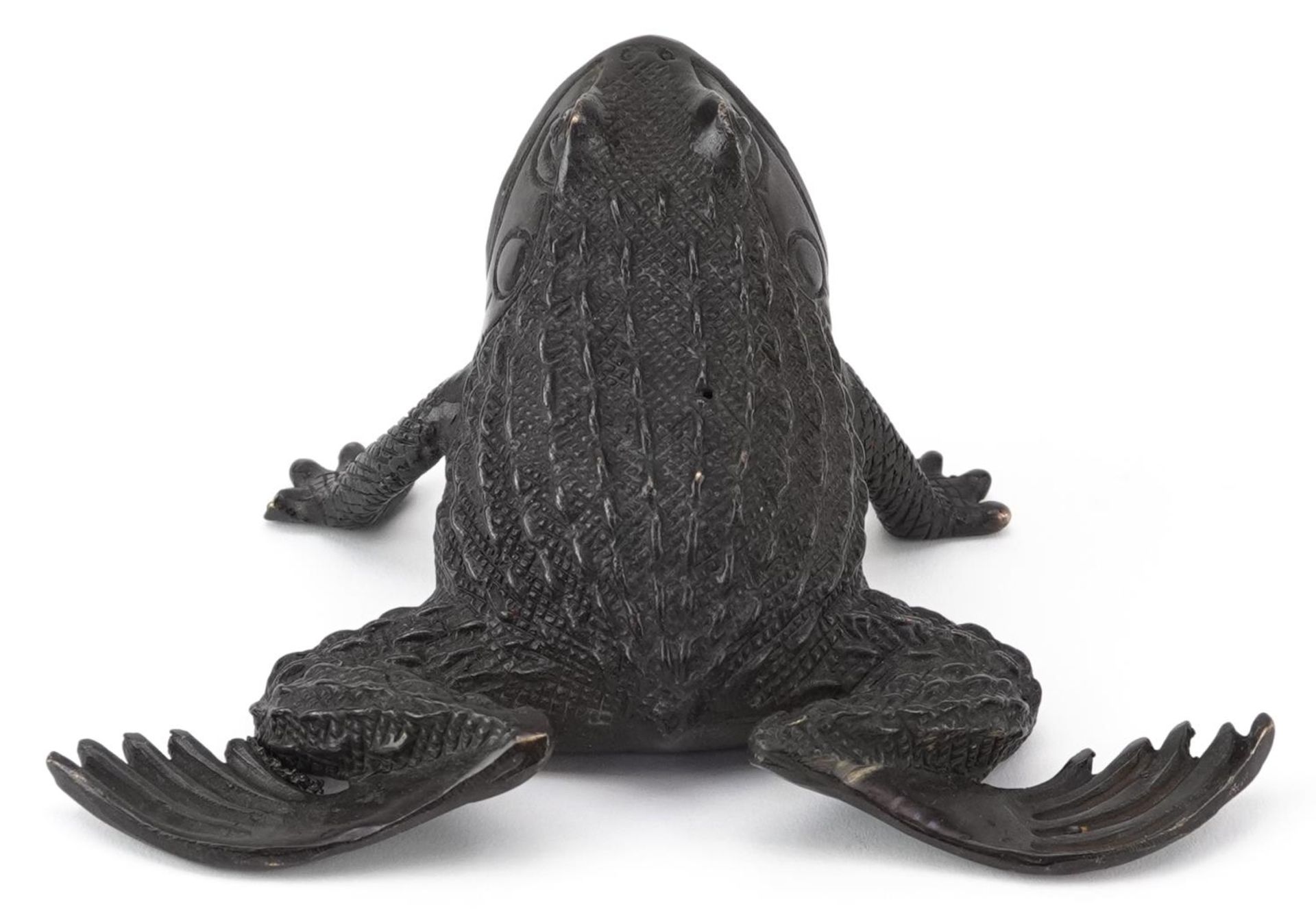 Japanese patinated bronze toad, 16cm wide - Bild 3 aus 4