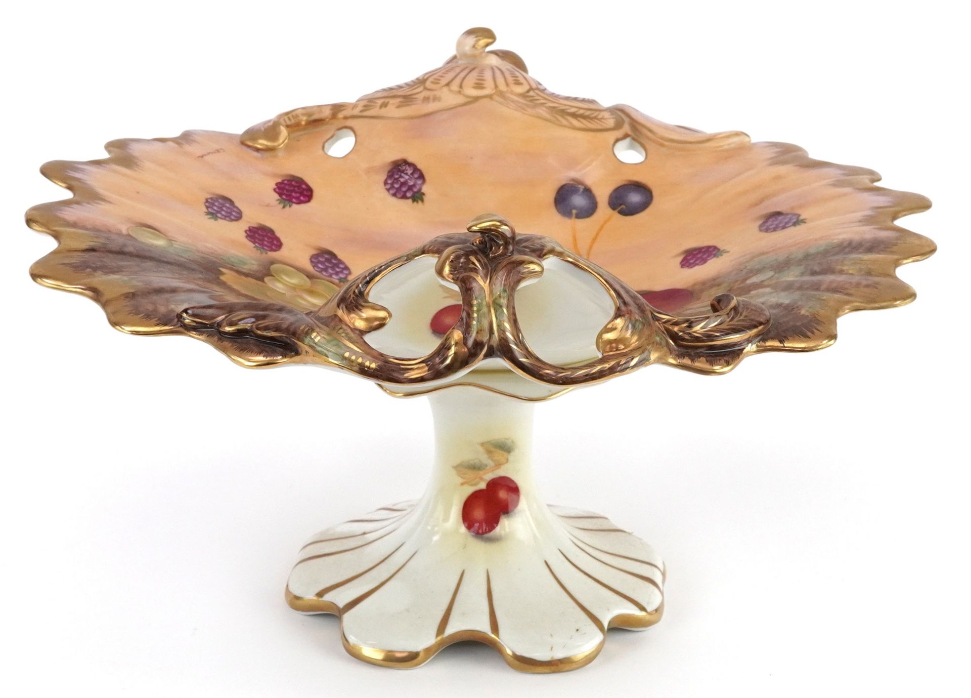 Aynsley or Worcester style pedestal porcelain centrepiece hand painted and decorated with fruit, - Bild 5 aus 6