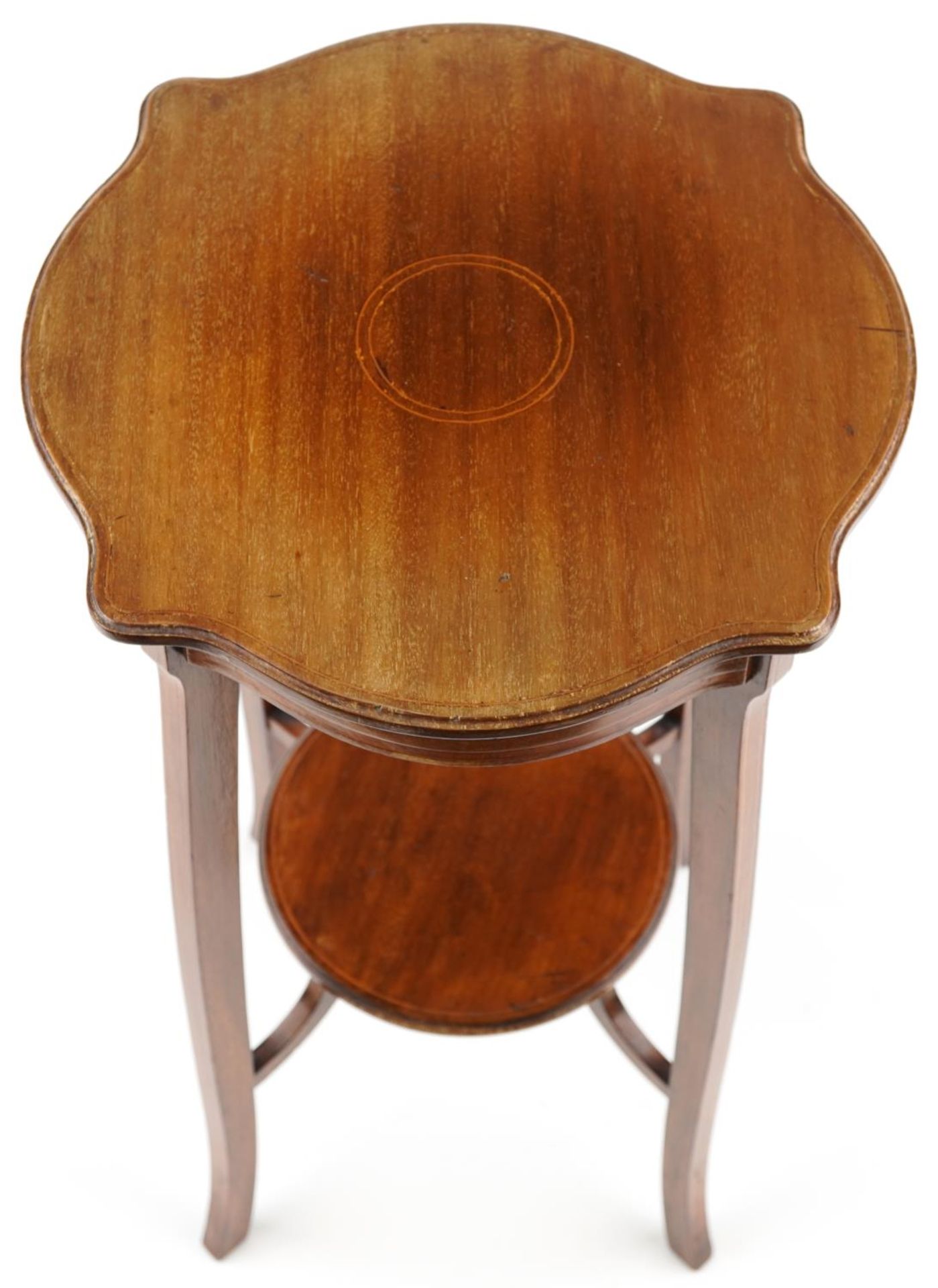 Edwardian inlaid mahogany stand with under tier, 64cm high x 35.5cm in diameter - Bild 3 aus 4