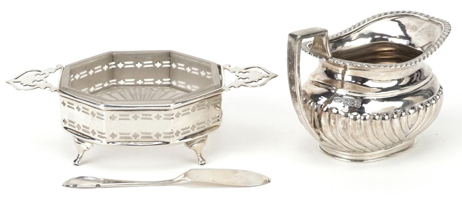 Silver items comprising butter dish with twin handles and knife housed in a fitted case and a Mappin - Image 4 of 7