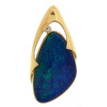 Modernist 18K gold opal and diamond pendant, 3cm high, 3.4g