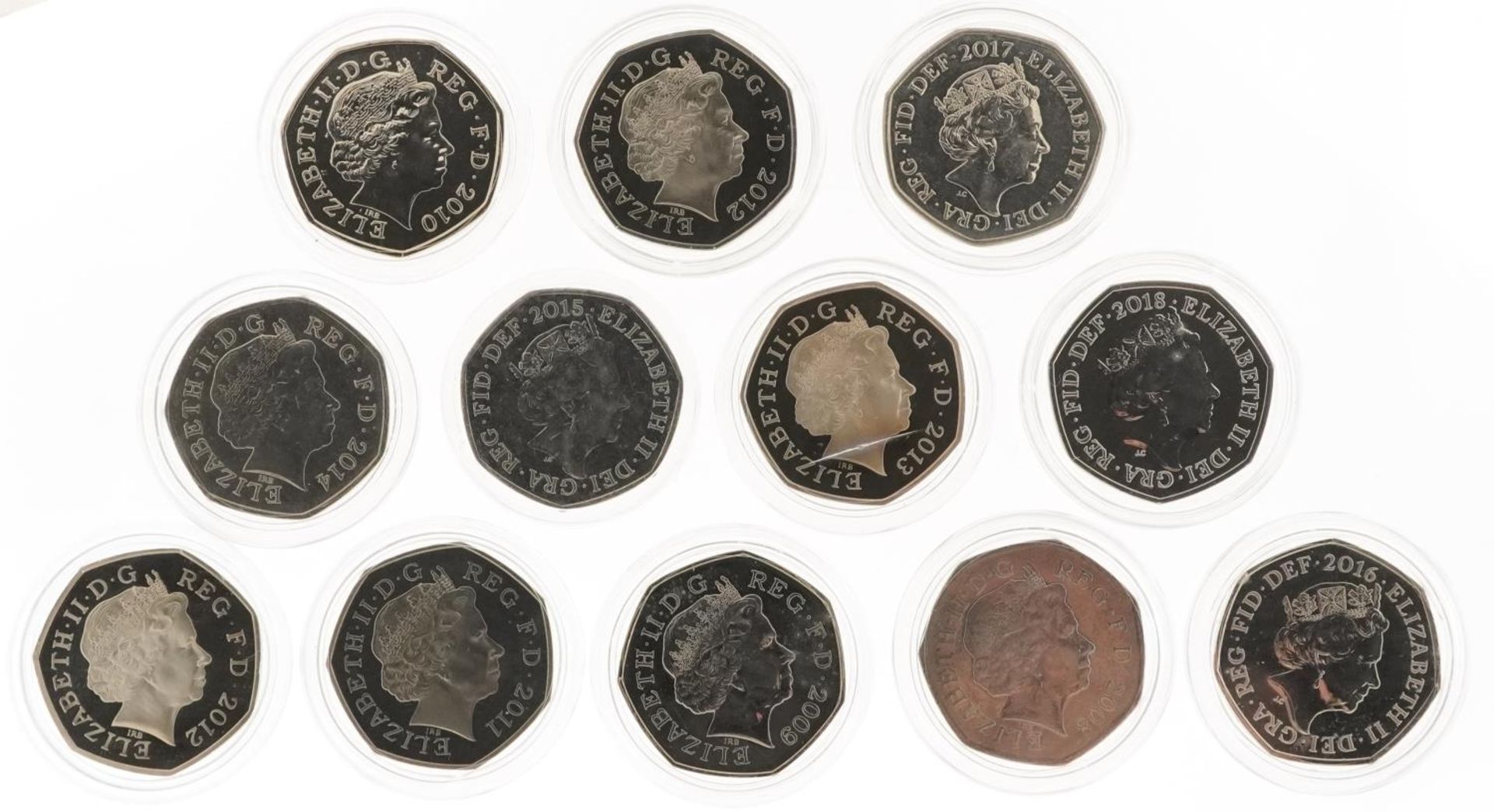 Twelve Elizabeth II Split Shield fifty pence pieces, some proof - Bild 4 aus 6