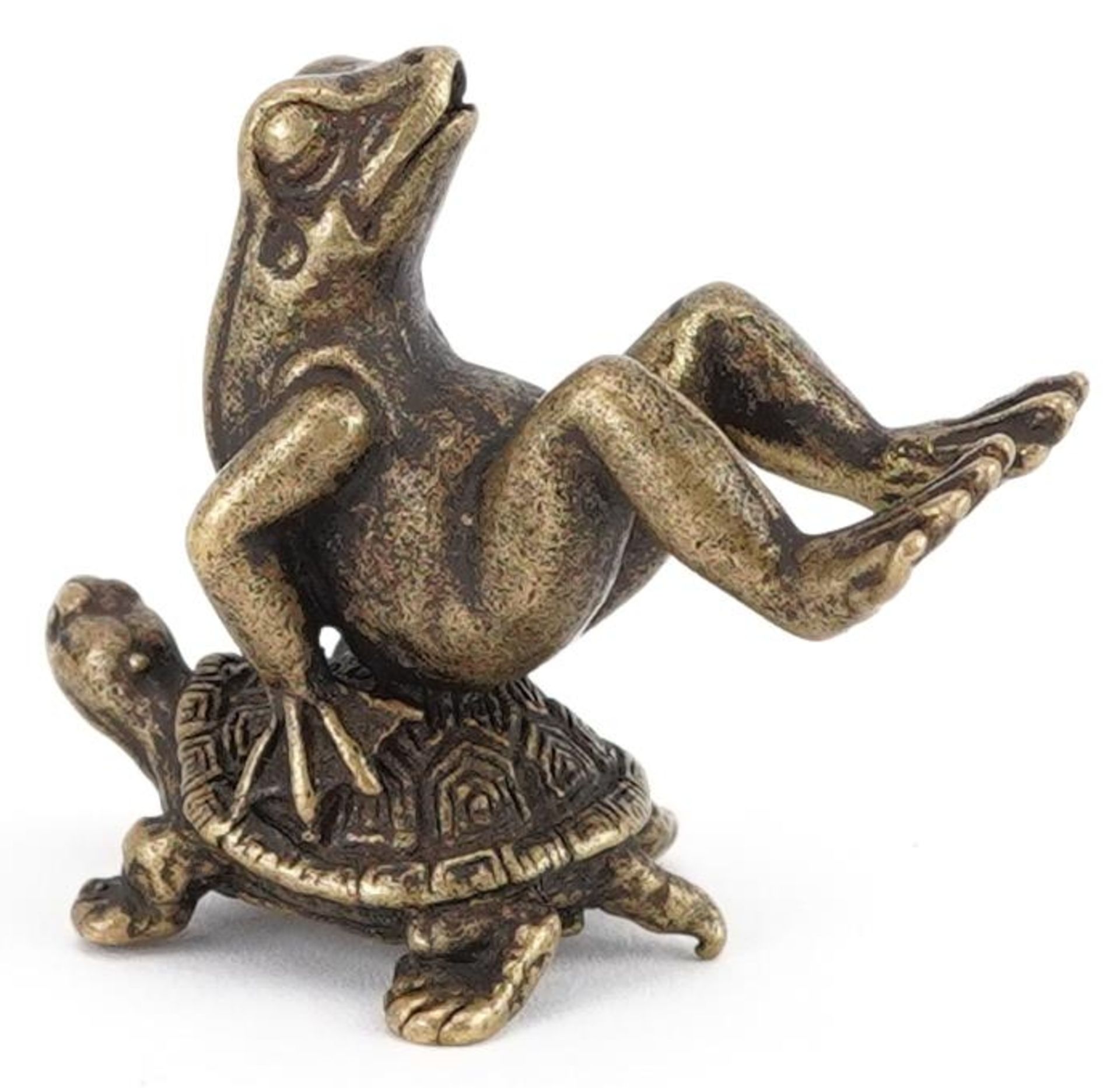 Comical bronze of a acrobatic frog on tortoise, 3.5cm high - Bild 2 aus 3