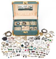 Vintage and later costume jewellery including brooches, enamelled badges, gold plated necklaces,