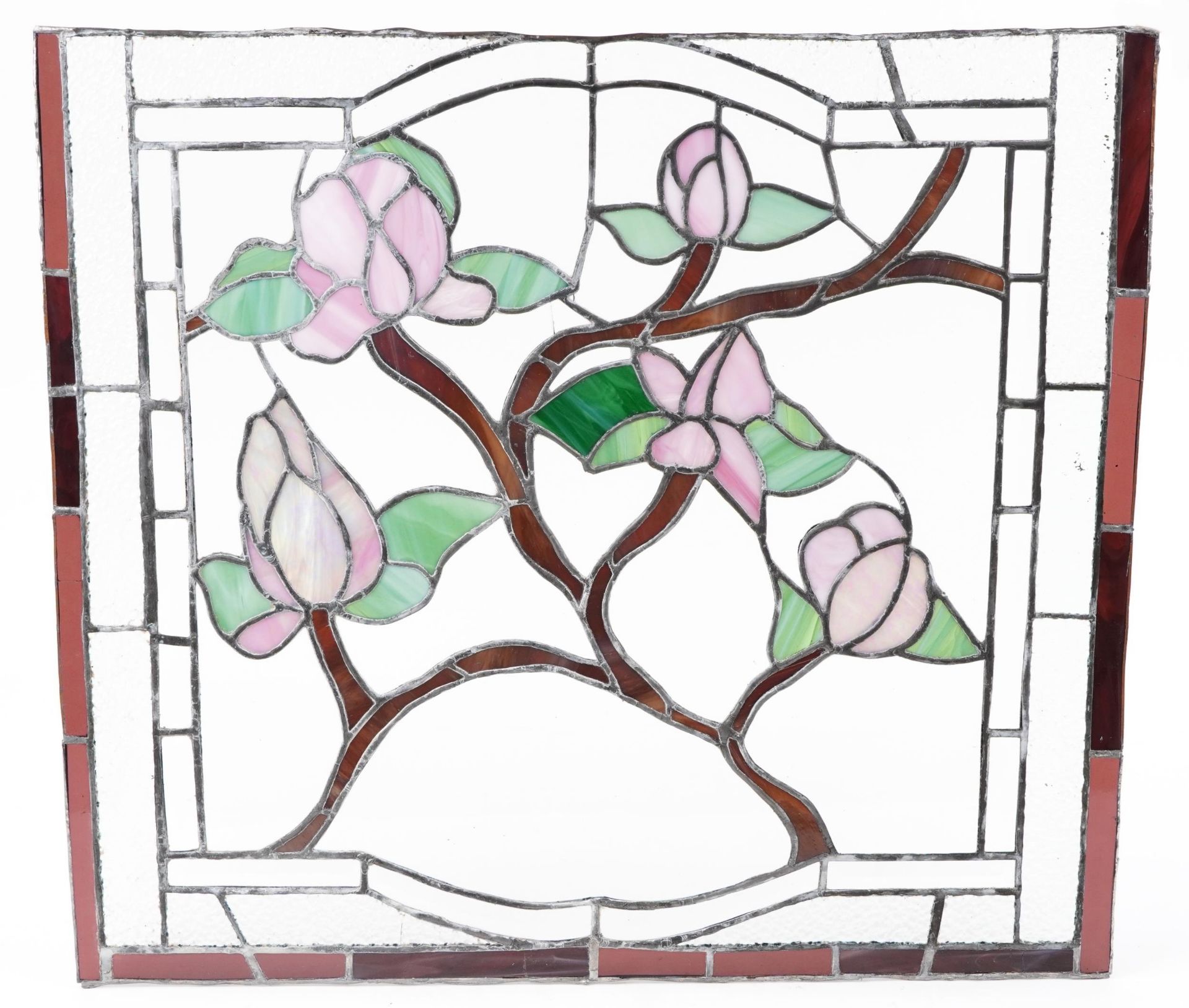 Four leaded stained glass window panels including a pair, each decorated with flowers, the largest - Bild 3 aus 9