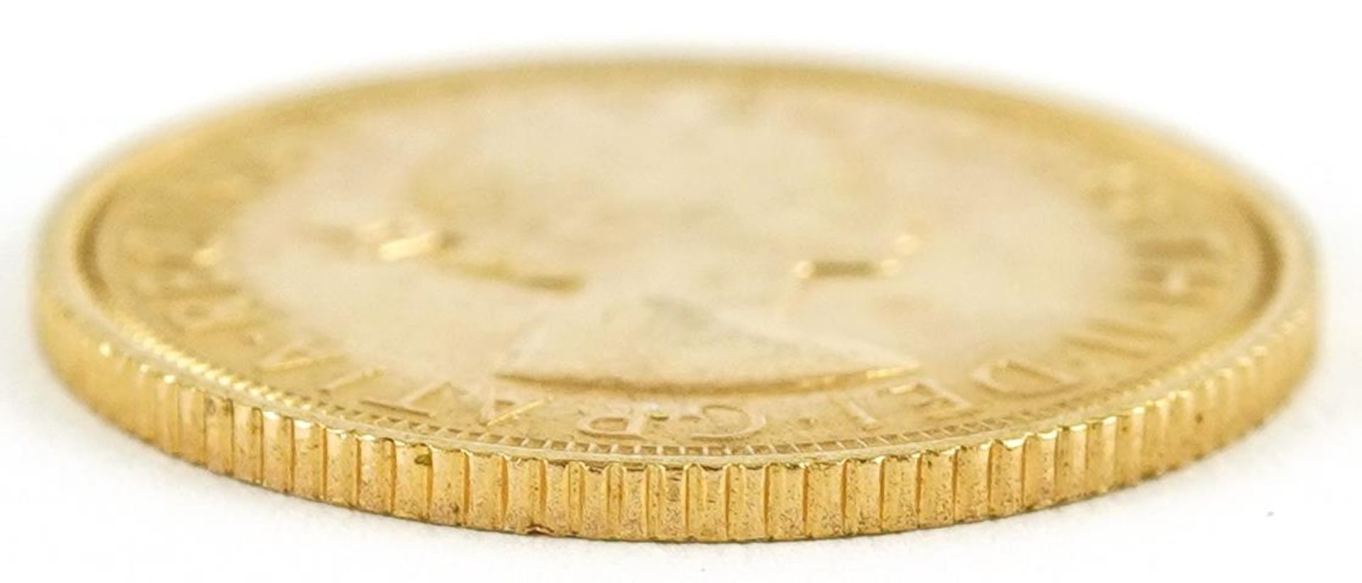 Elizabeth II 1968 gold sovereign - Image 3 of 3