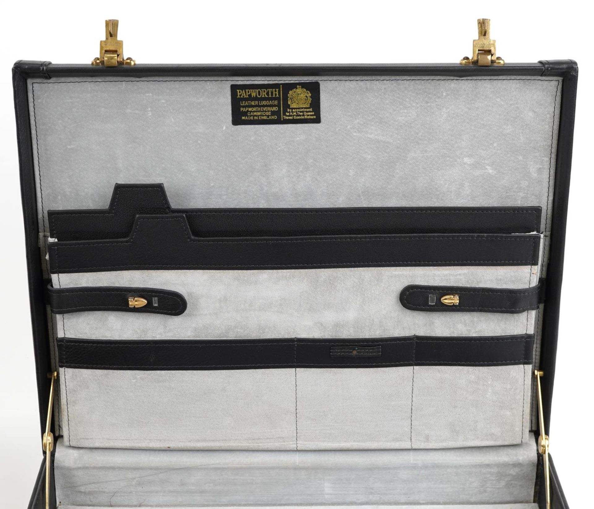Two vintage leather briefcases including a breweriana interest custom Carlsberg Export burgundy - Bild 5 aus 8