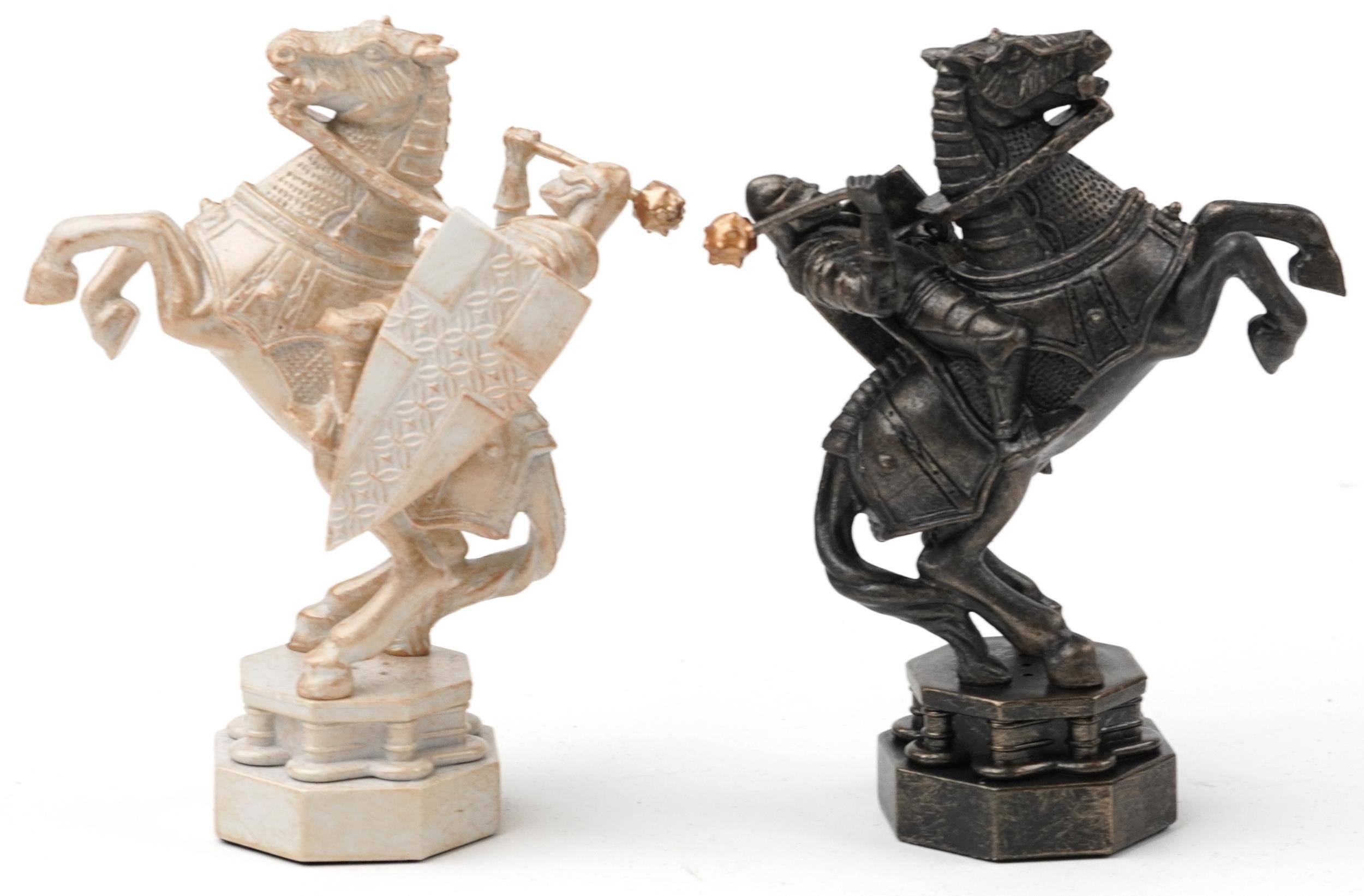 Harry Potter chess set with board and magazine published by D'Agostino 2007, the largest pieces - Image 8 of 9