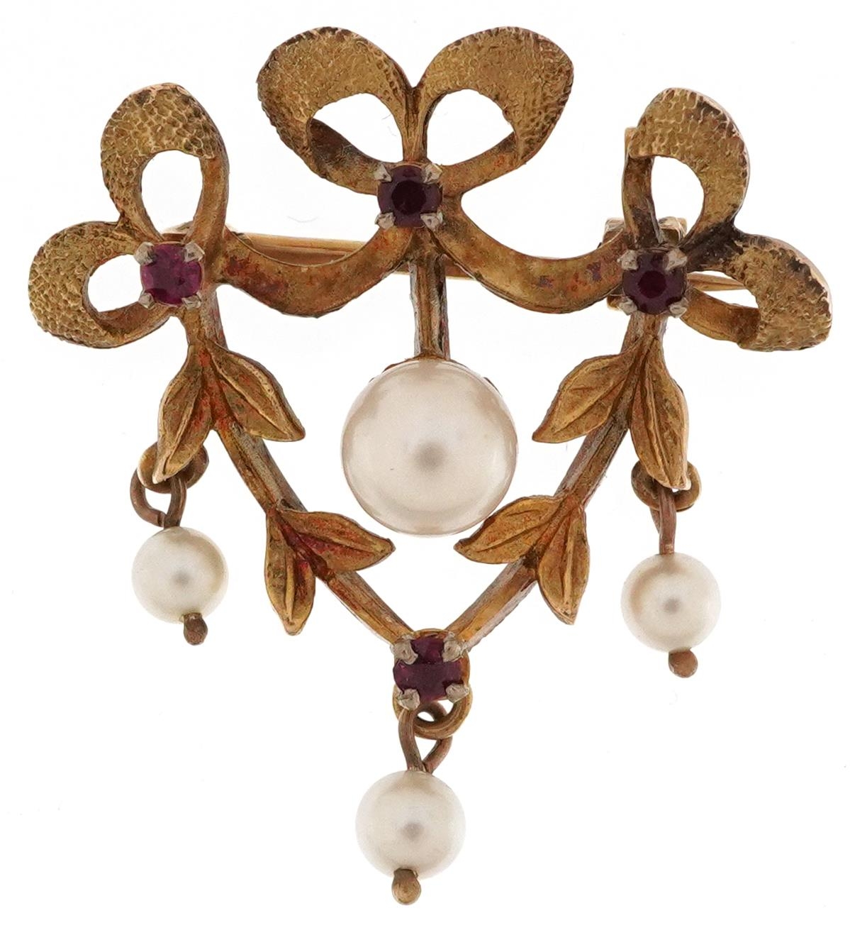 9ct gold Belle Epoque cultured pearl and garnet brooch, 3.2cm high, 4.8g