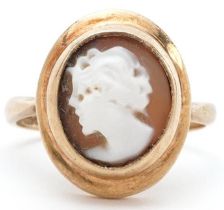 9ct gold cameo shell ring carved with a maiden head, size L/M, 3.1g