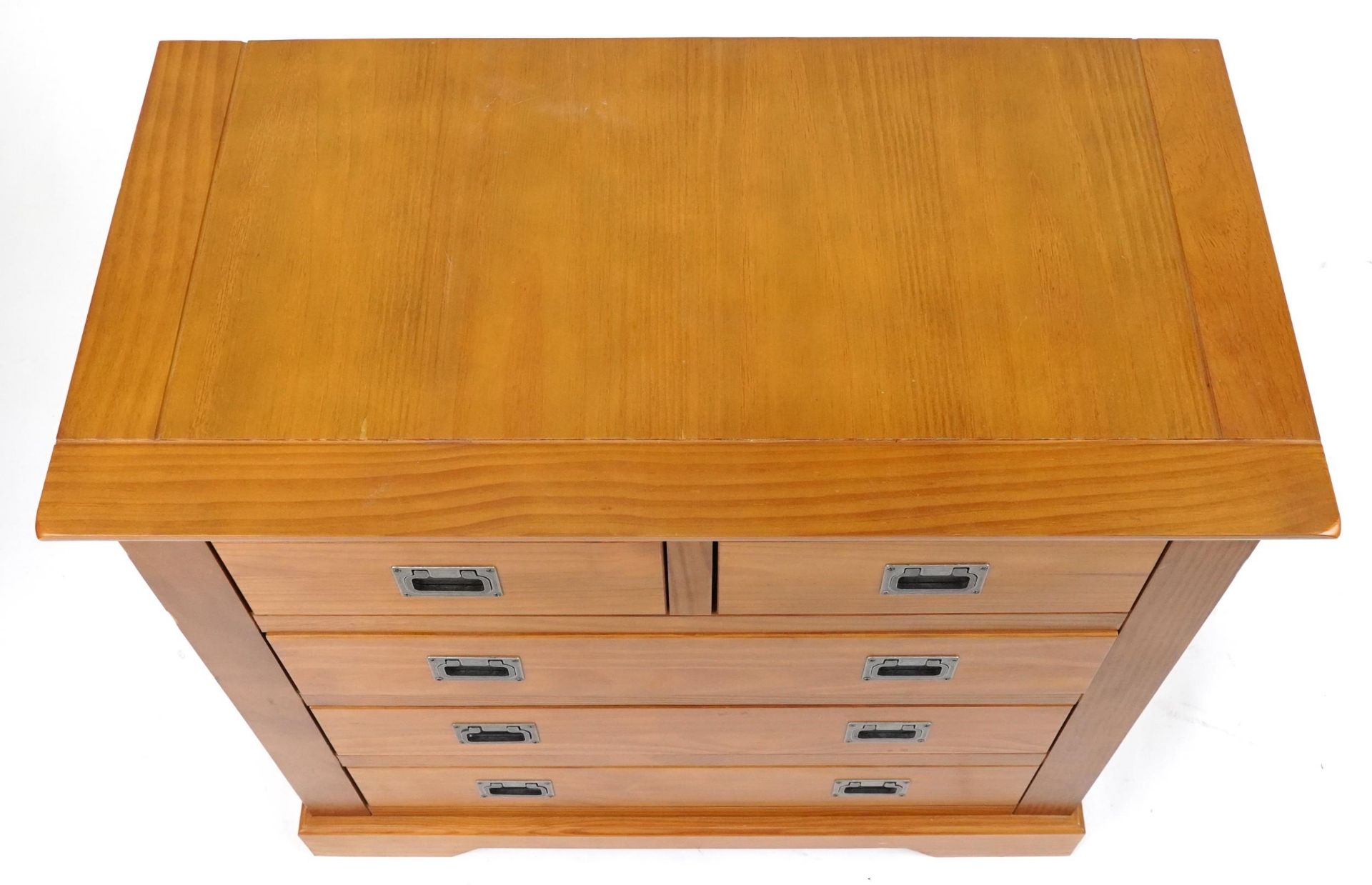 Contemporary light oak five drawer chest with inset silvered metal handles, 79cm H x 84cm W x 44cm D - Image 3 of 4