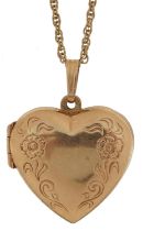 9ct gold floral engraved love heart locket on a 9ct gold necklace, 3cm high and 60cm in length, 6.8g