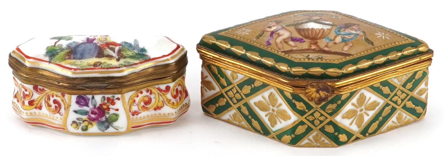 Two 19th century European snuff boxes including a Sevres example in the form of a diamond hand