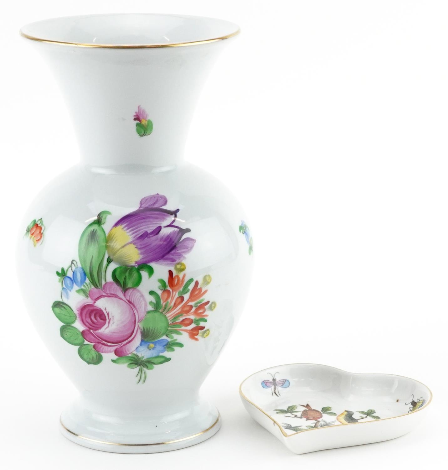 Herend, Hungarian porcelain vase hand painted with flowers and a heart shaped dish hand painted in - Image 2 of 5