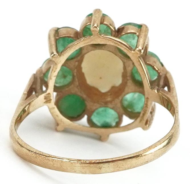 9ct gold emerald and opal flower head ring, size N, 2.5g - Image 2 of 5