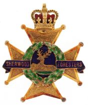 Military interest 9ct gold and enamel Sherwood Foresters sweetheart brooch, 2.8cm high, 5.4g