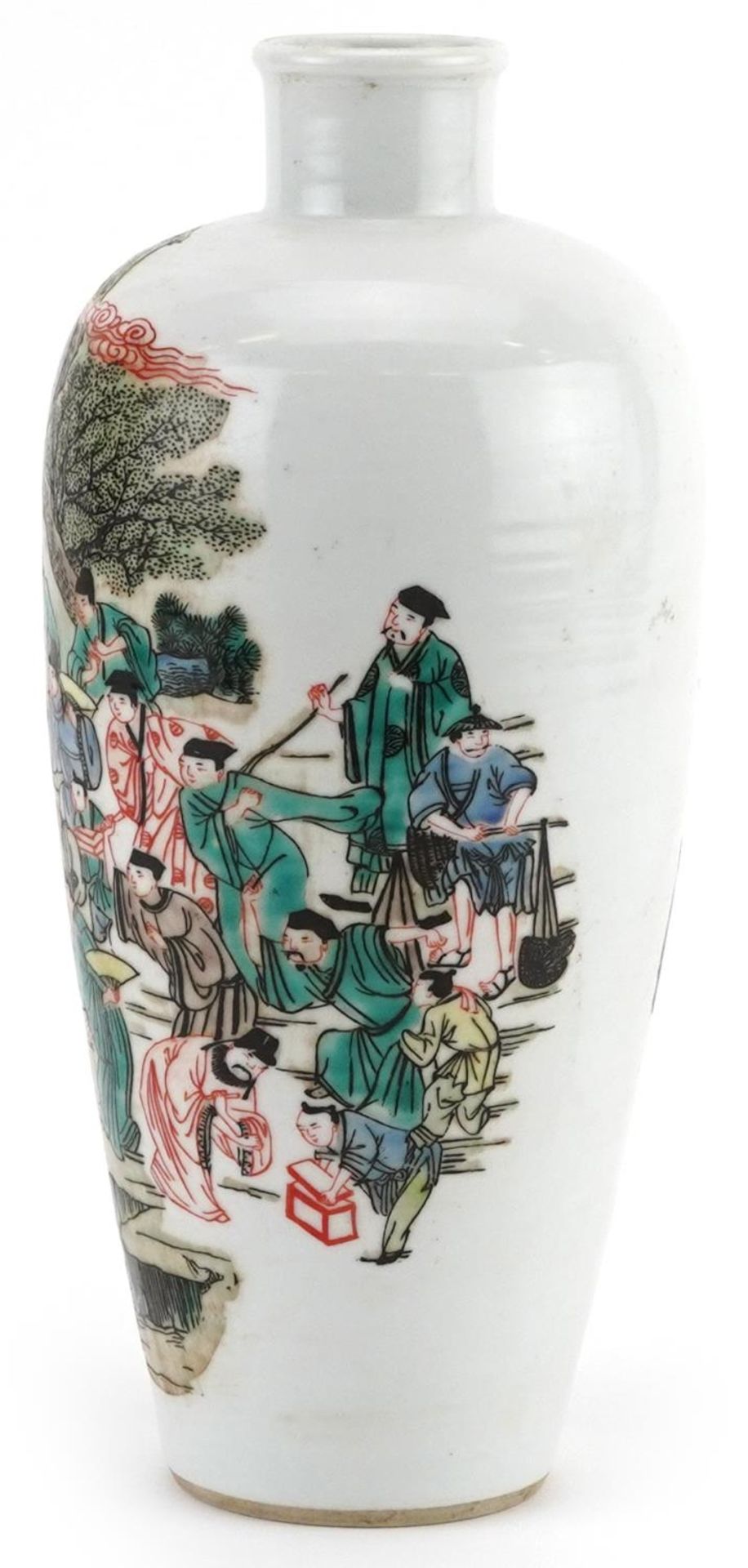 Chinese porcelain vase hand painted in the famille verte palette with figures in a palace setting, - Bild 2 aus 7