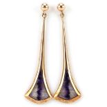 Ralph Weston, pair of Scottish 9ct gold Modernist Blue John drop earrings, Edinburgh 2005, 4.5cm