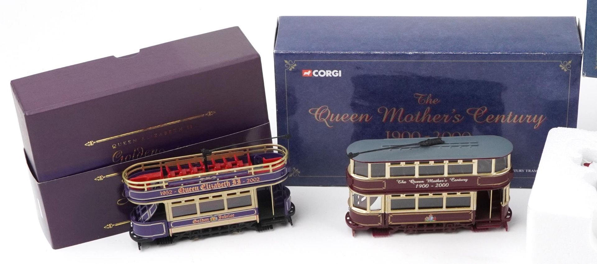 Matchbox and Corgi commemorative diecast models with boxes comprising The Queen Mother's State - Bild 2 aus 4