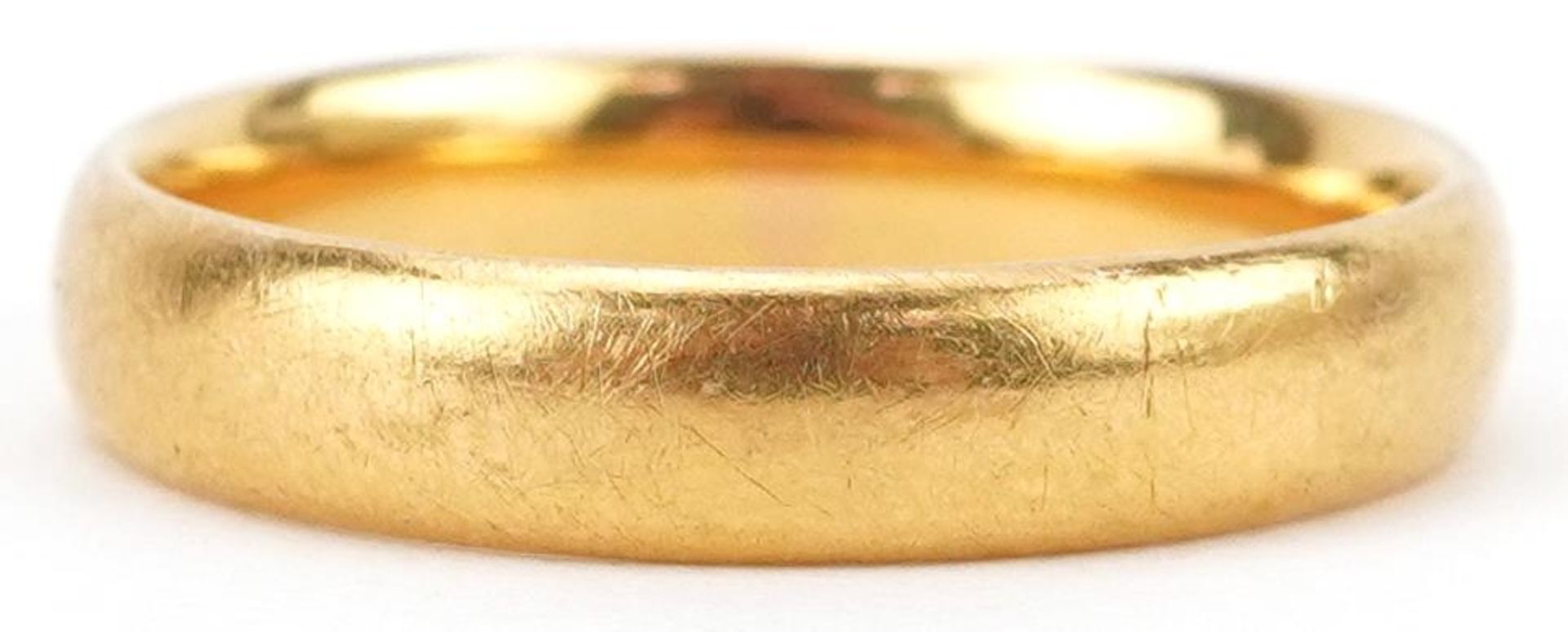 George V 22ct gold wedding band, Birmingham 1930, size M, 4.3g - Image 2 of 4