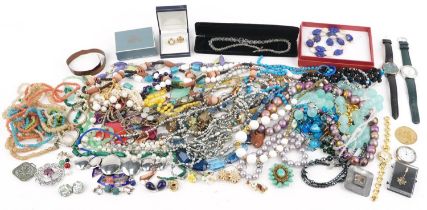 Vintage and later costume jewellery including semi precious stone necklaces, brooches, clip on