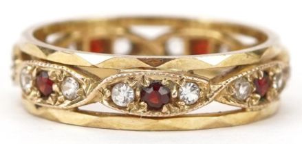 9ct gold garnet and clear stone eternity ring, size K, 2.5g