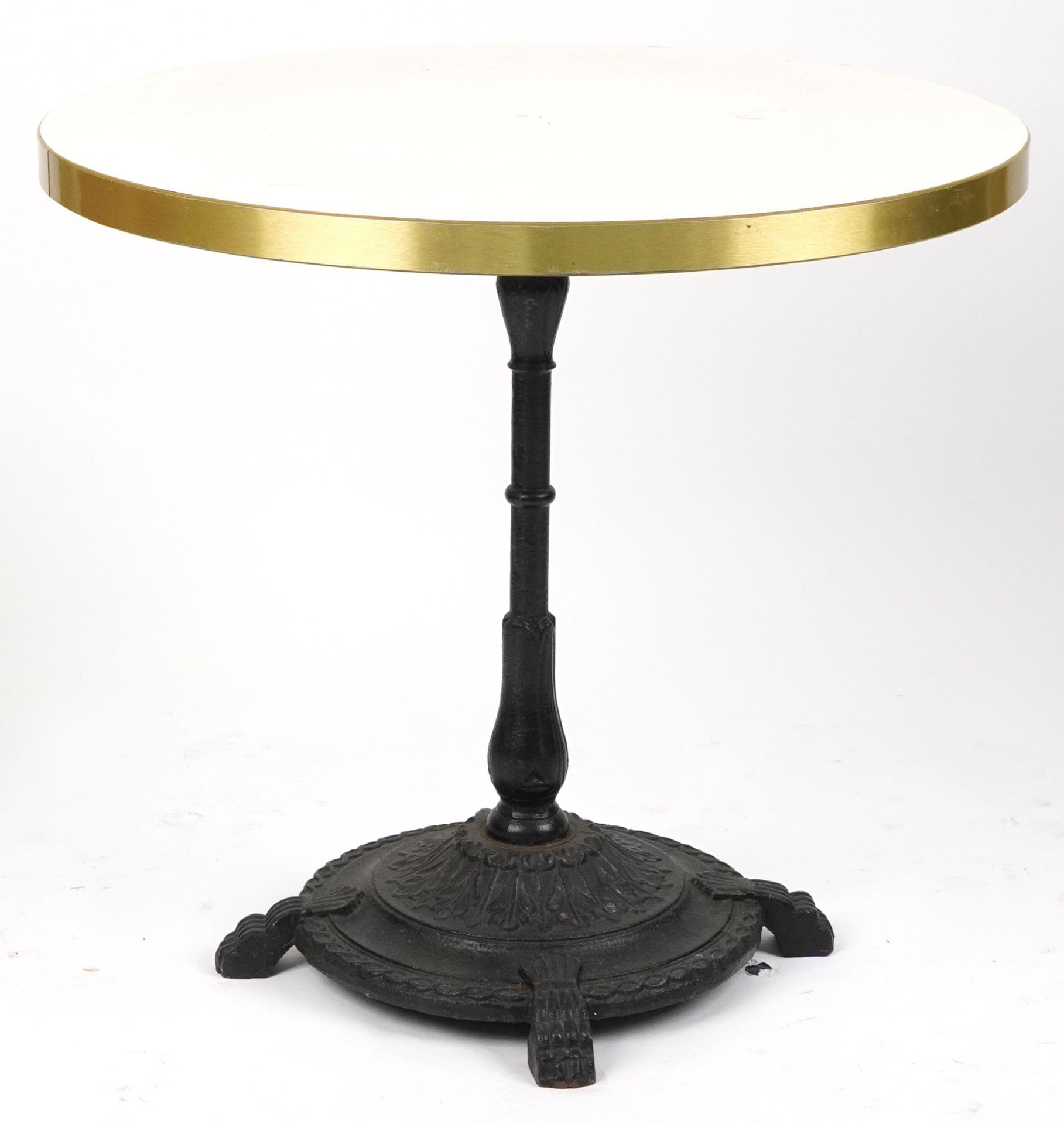 Contemporary circular bistro table with cast iron base and two mahogany chairs with cushions, the - Bild 2 aus 7