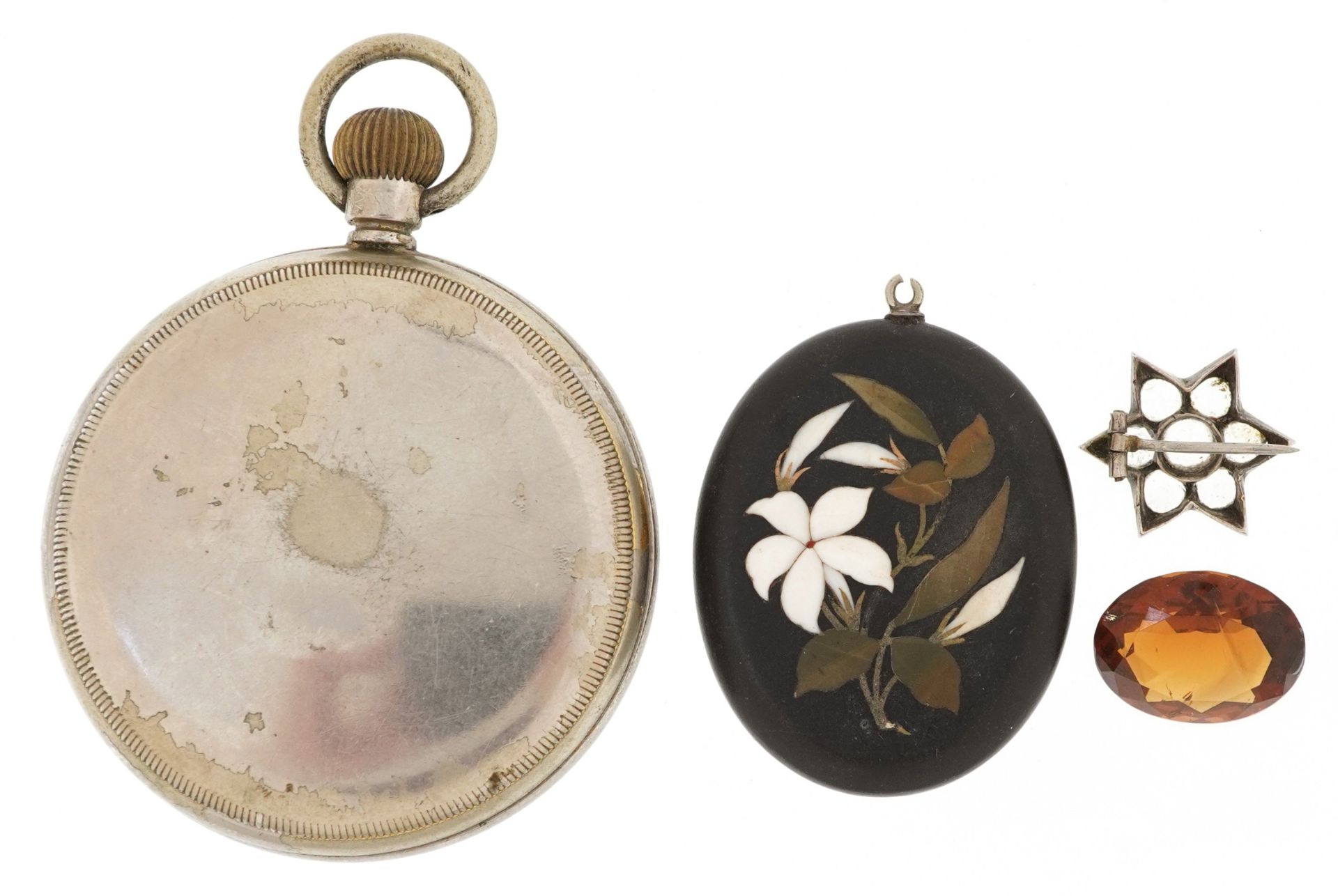 Antique jewellery comprising an unmarked silver paste brooch, pietra dura locket, open face pocket - Bild 2 aus 4