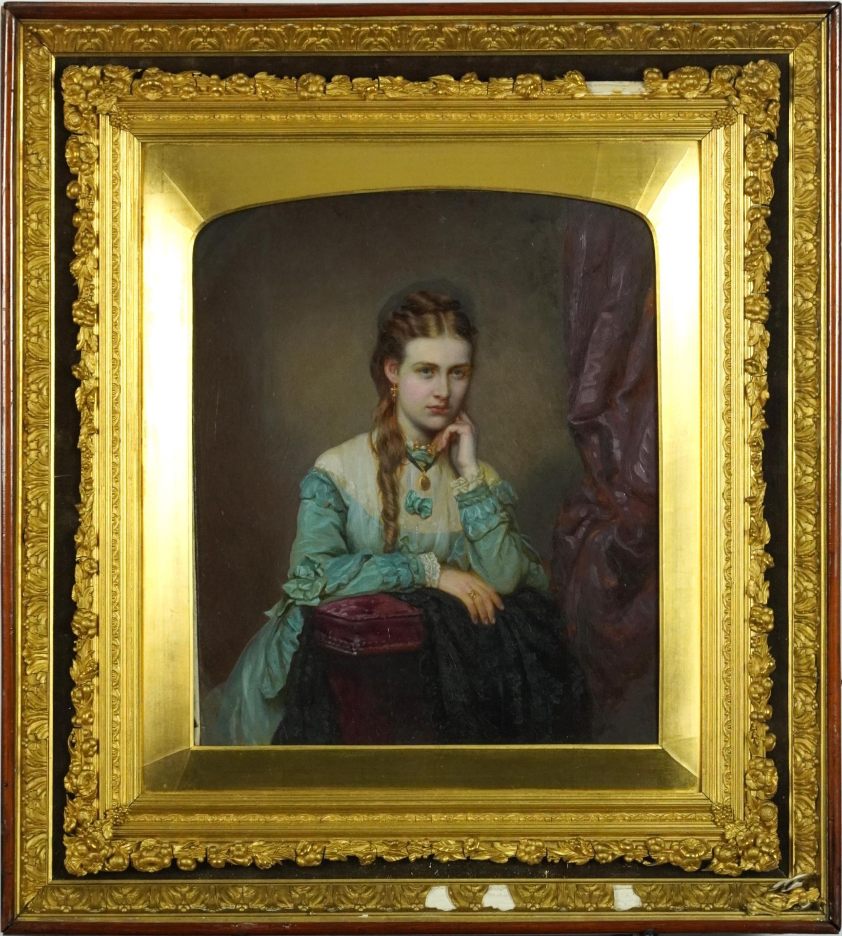 Top half portrait of a young female wearing pearl earrings and green dress, Victorian oil housed - Bild 2 aus 3