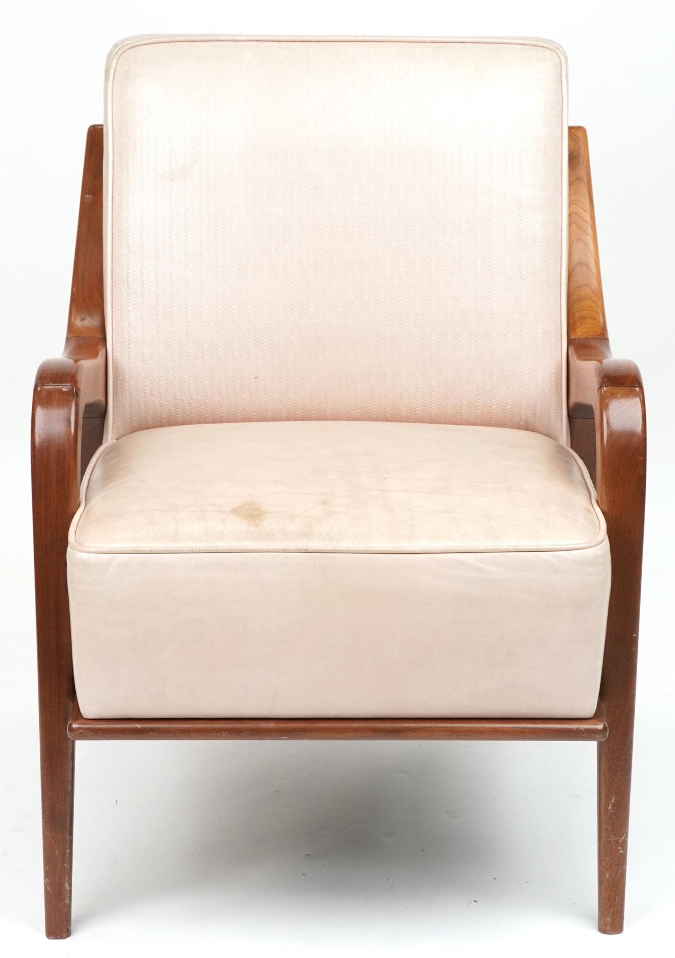 Scandinavian design hardwood lounge chair having a cream upholstered back and seat, 86cm H x 62. - Bild 2 aus 4