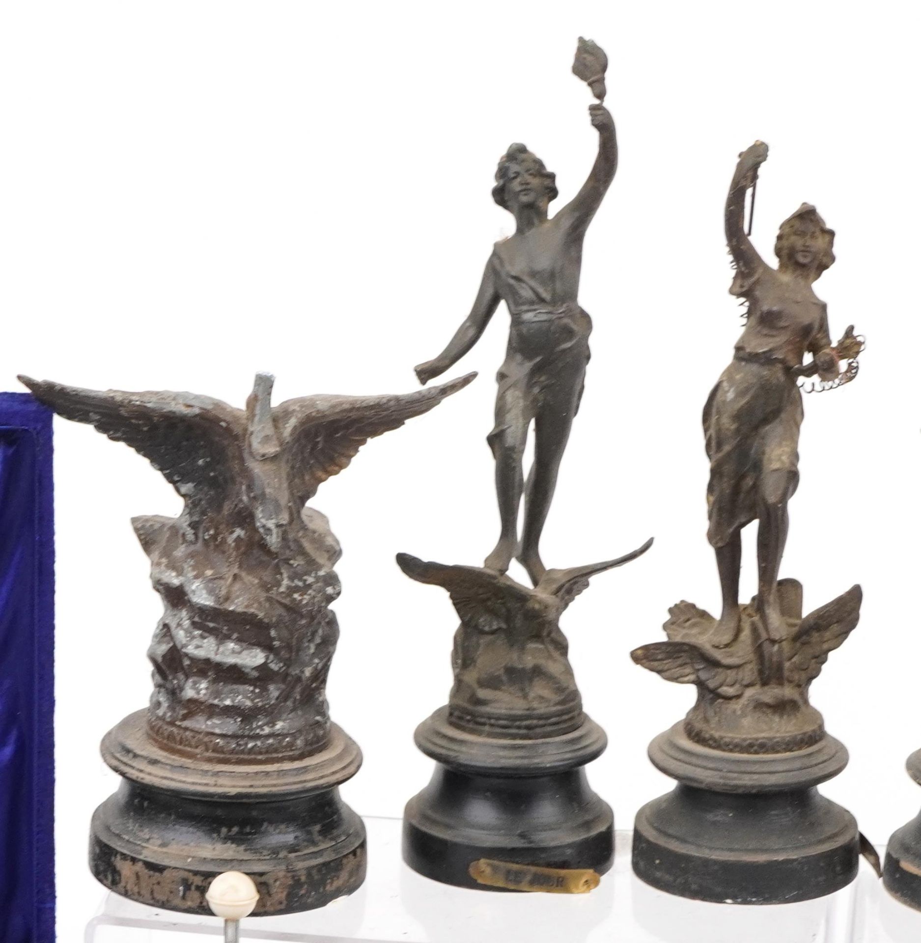 Sundry items including spelter figures, porcelain ashtray surmounted with a cold painted cast - Bild 2 aus 5