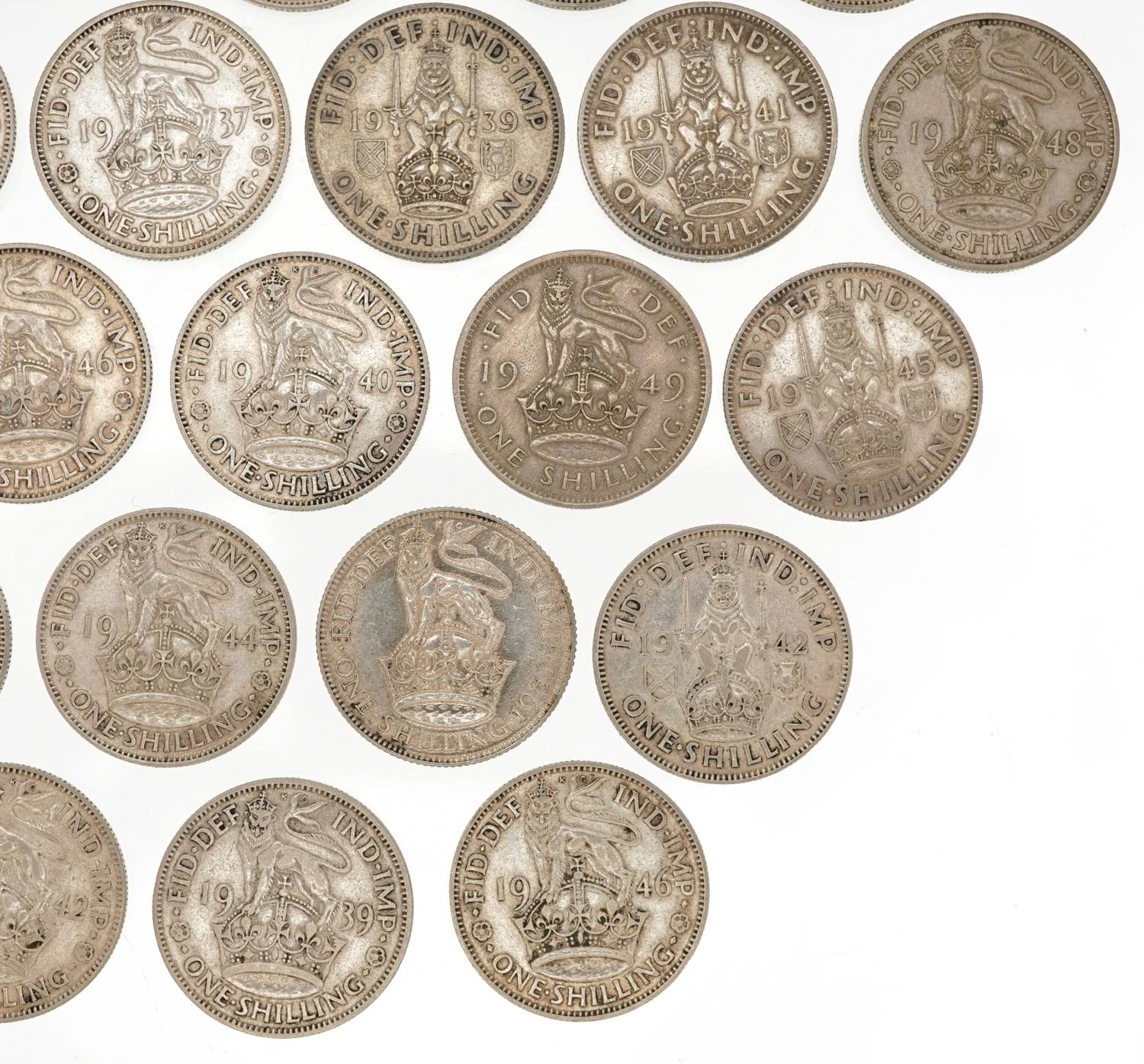 Thirty eight George V and George VI shillings, various dates - Image 5 of 10