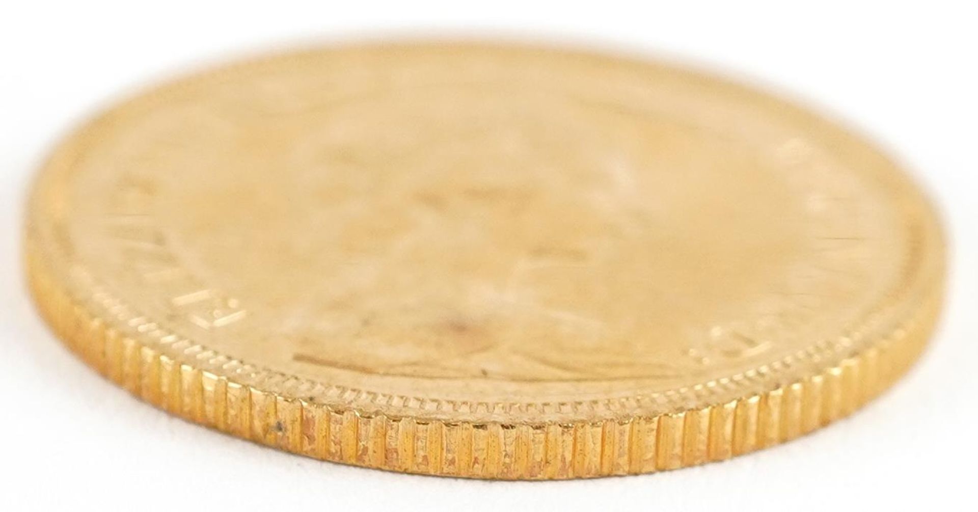 Elizabeth II 1980 gold sovereign - Image 3 of 3
