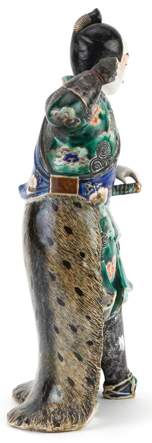 Japanese porcelain figure of a warrior, 30cm high - Image 5 of 7