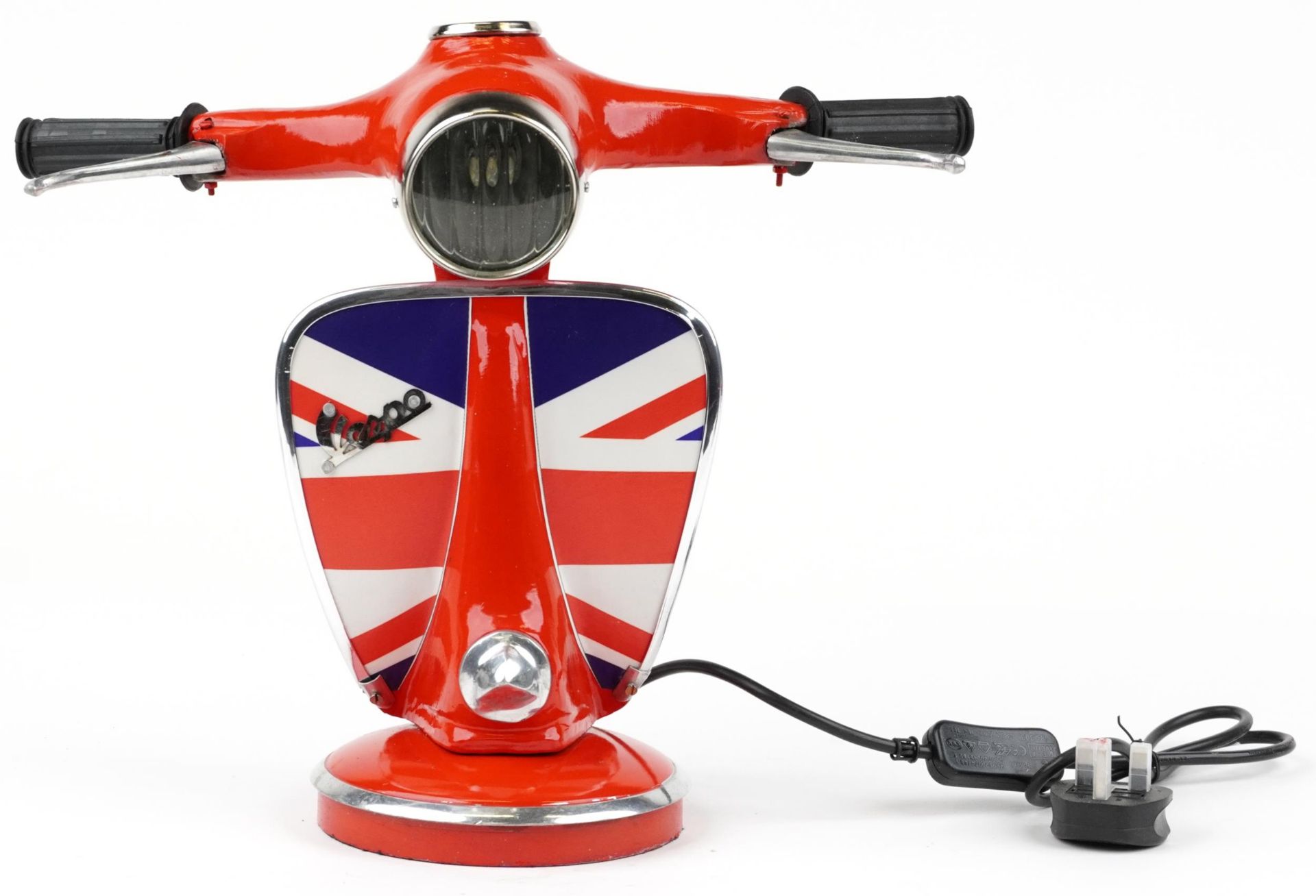 Novelty Vespa scooter design table lamp, 33cm high