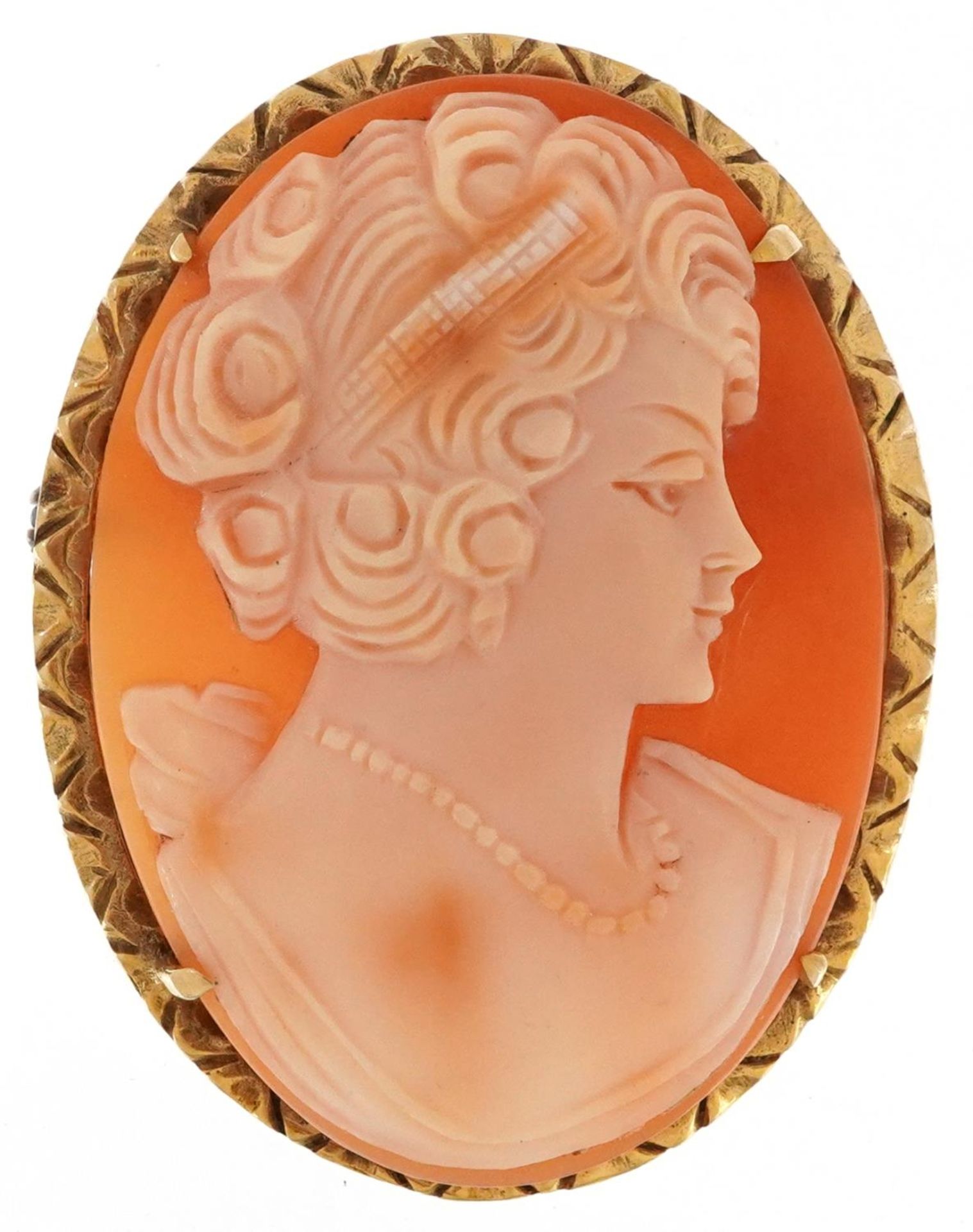 9ct gold cameo shell brooch carved with a maiden head, with a yellow metal safety chain, 4.5cm high,