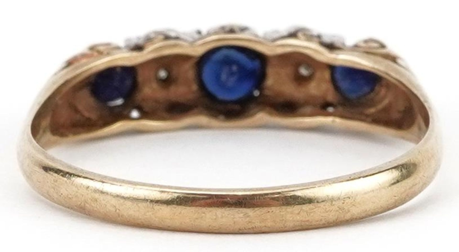 9ct gold sapphire and diamond five stone ring housed in a G H Bernard & Sons Essex jeweller's box, - Bild 2 aus 5