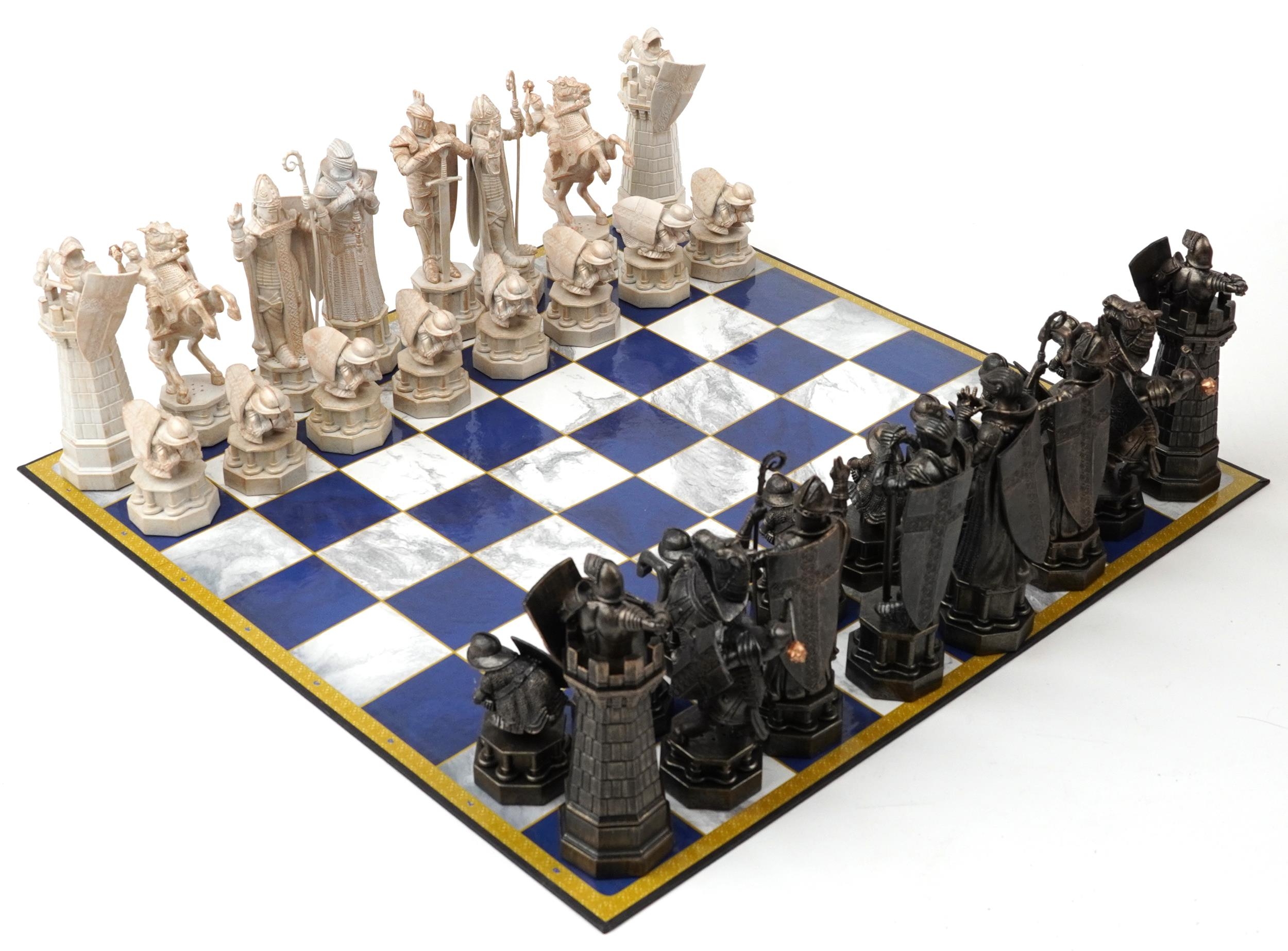Harry Potter chess set with board and magazine published by D'Agostino 2007, the largest pieces - Image 6 of 9
