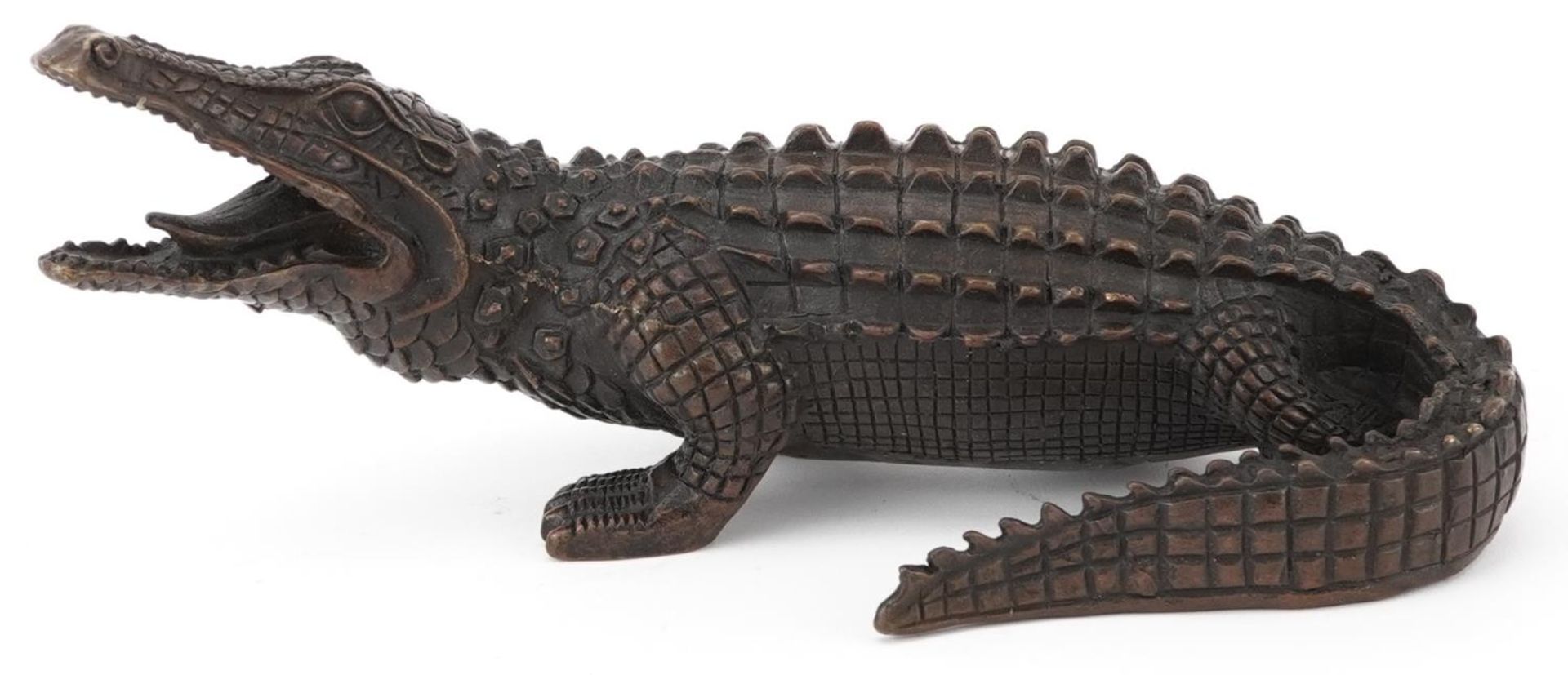 Patinated bronze study of a crocodile, 24cm in length - Bild 2 aus 7