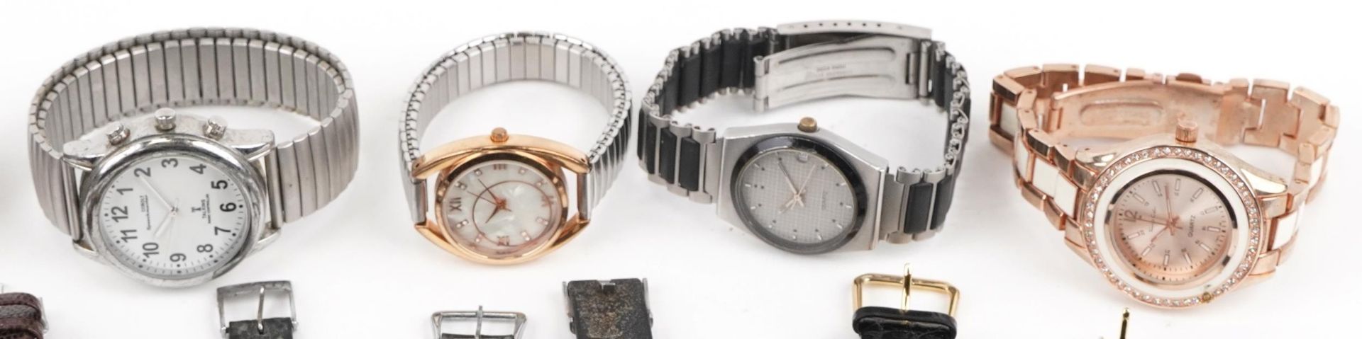 Vintage and later ladies and gentlemen's wristwatches including Bravingtons Renown, Steam Punk - Bild 3 aus 5