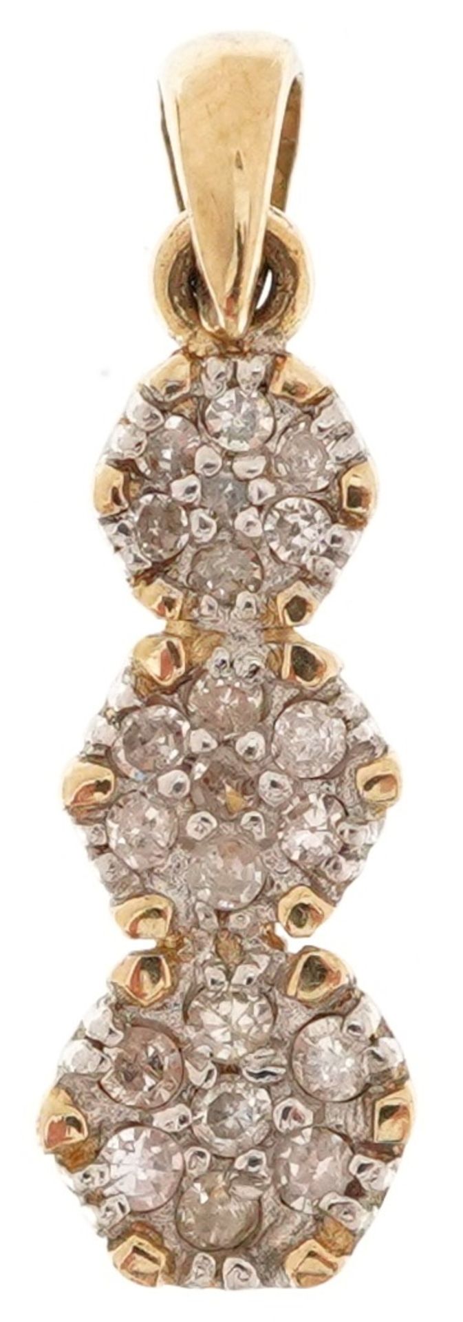 9ct gold diamond cluster pendant, total diamond weight approximately 0.15 carat, 1.8cm high, 0.7g