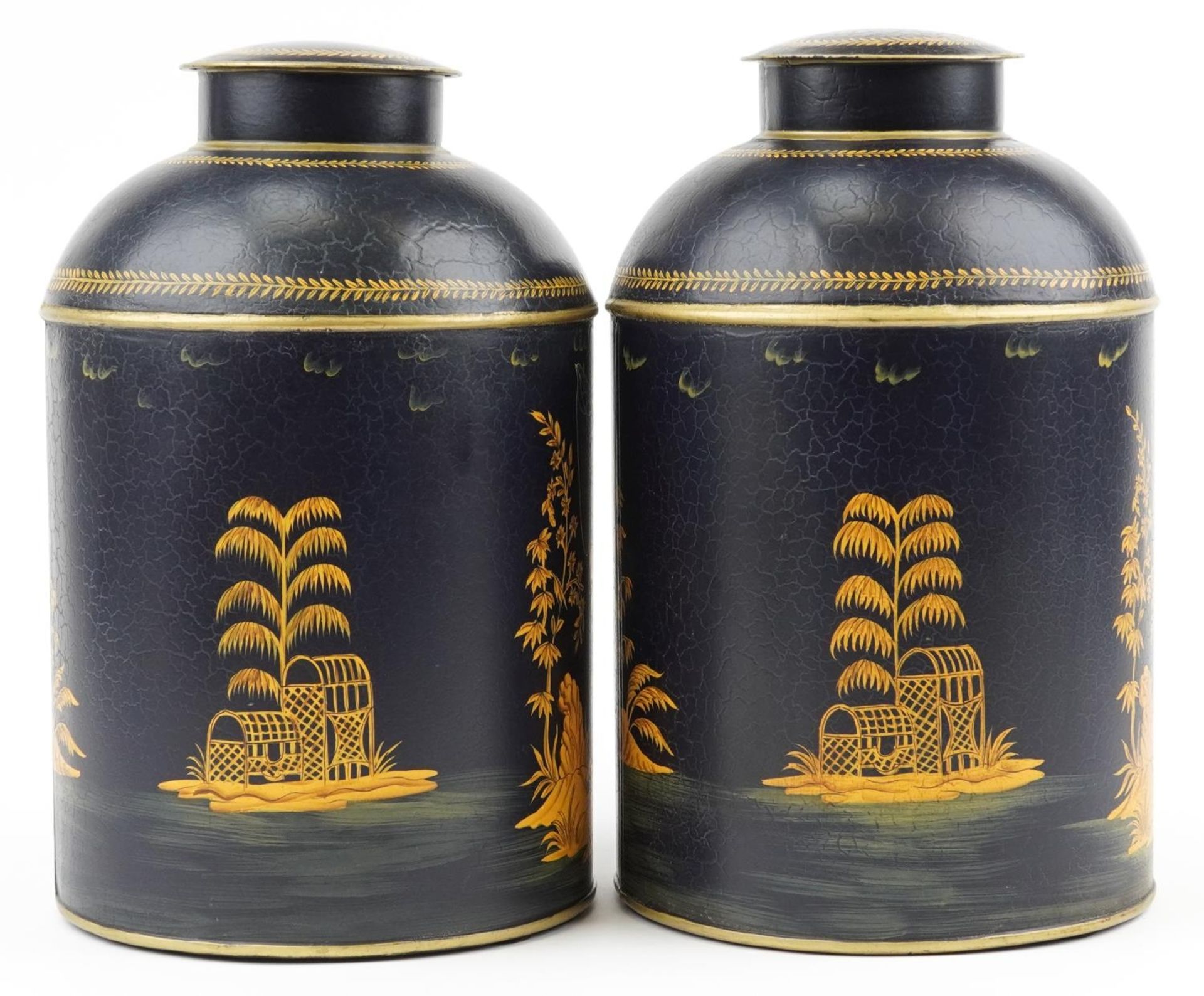 Pair of Toleware cannisters decorated in the chinoiserie manner with fishermen, 36cm high - Bild 4 aus 6