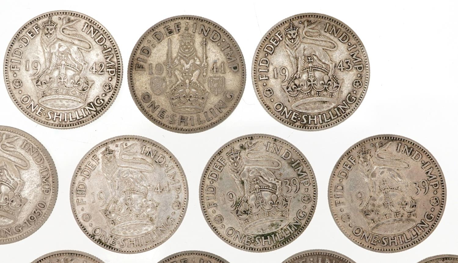 Thirty eight George V and George VI shillings, various dates - Image 3 of 10