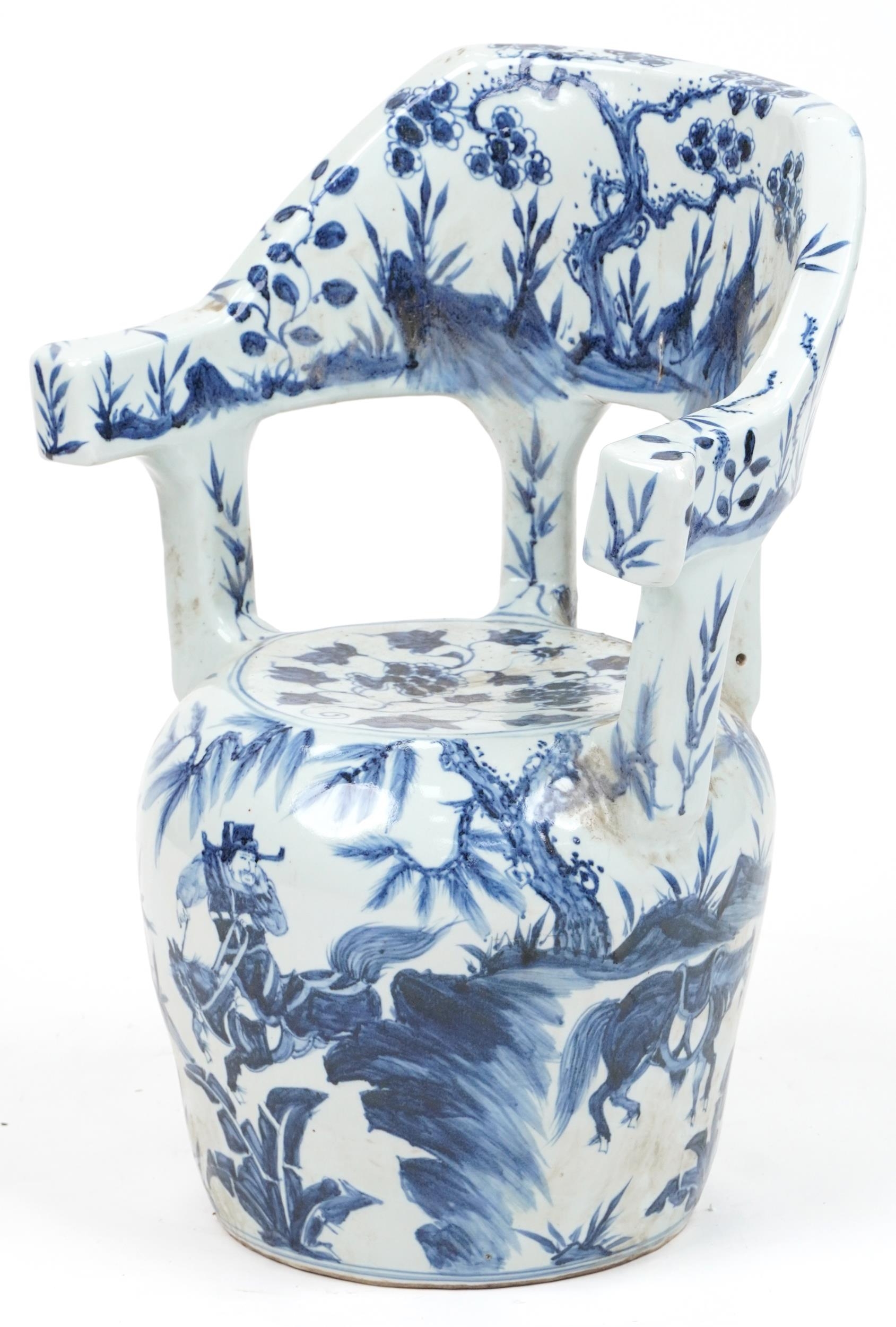 Chinese blue and white porcelain garden seat hand painted with flowers, 65cm high