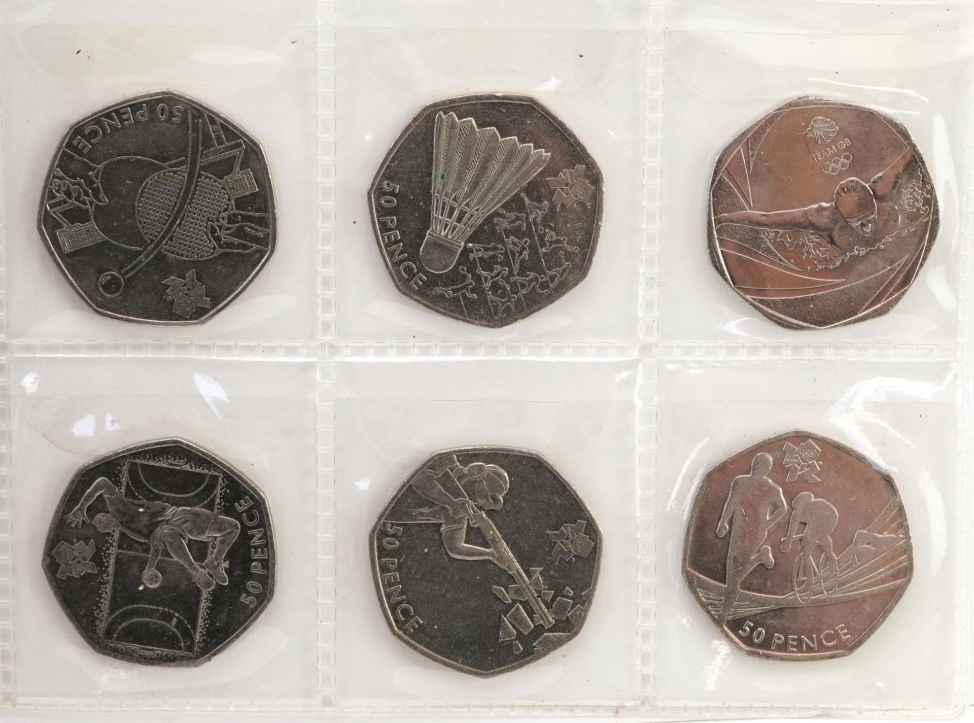 Set of thirty Elizabeth II 2011 London 2012 Olympics fifty pence pieces arranged in a coin - Bild 5 aus 6