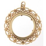 9ct gold rope twist design half sovereign pendant mount, 3cm in diameter, 3.1g