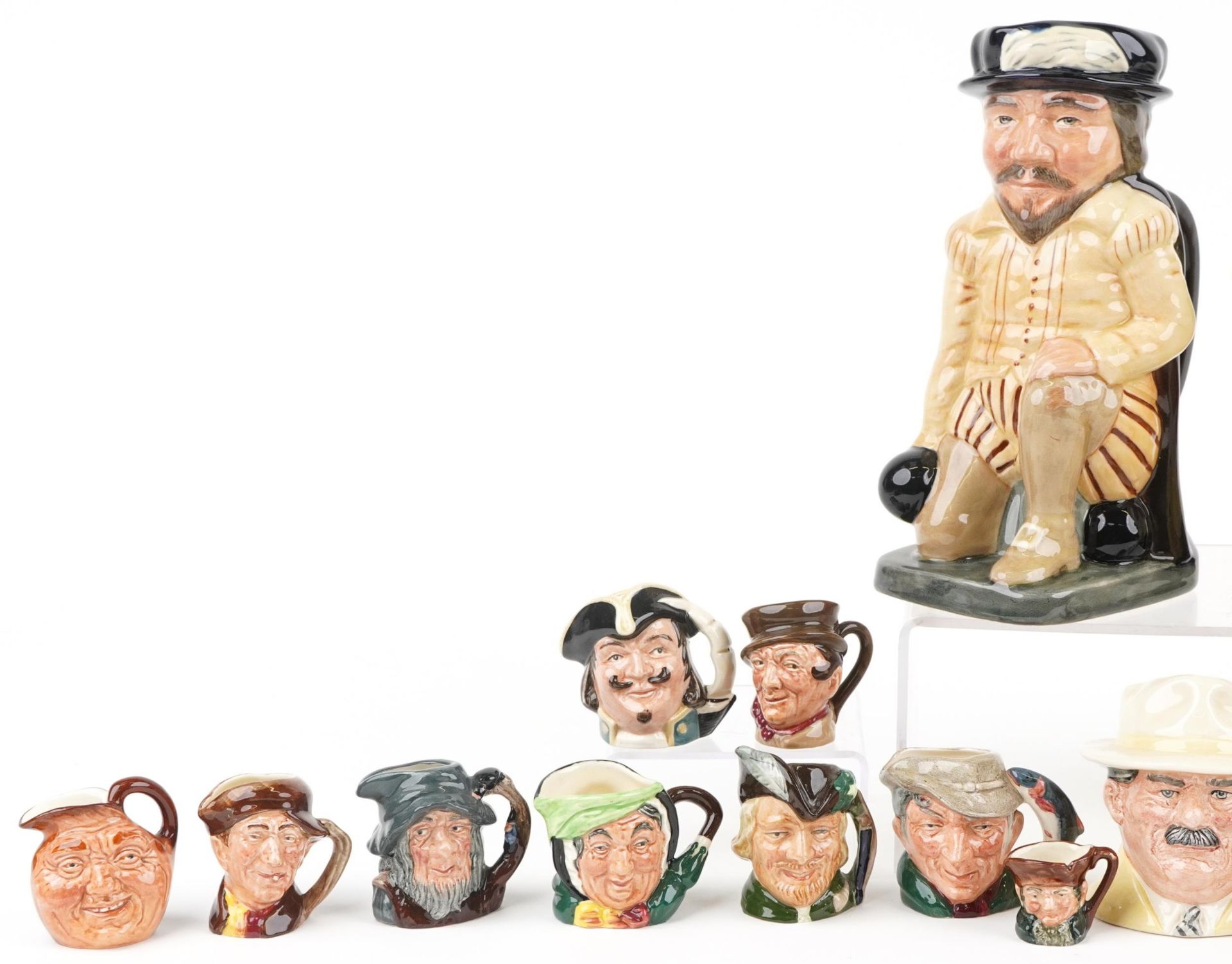 Royal Doulton character jugs including Sir Francis Drake, The Clown, The Bowls Player, Long John - Bild 2 aus 4